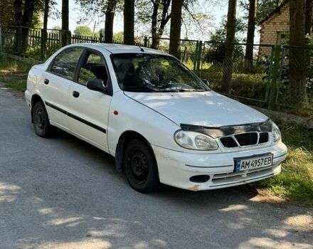 Білий Деу Сенс, об'ємом двигуна 1.3 л та пробігом 200 тис. км за 1250 $, фото 1 на Automoto.ua