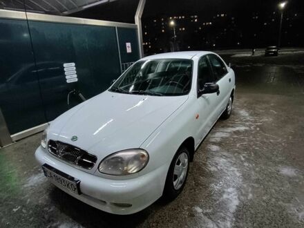 Білий Деу Сенс, об'ємом двигуна 1.5 л та пробігом 205 тис. км за 2000 $, фото 1 на Automoto.ua