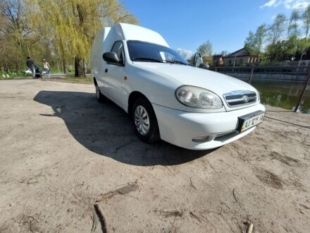 Білий Деу Сенс, об'ємом двигуна 1.5 л та пробігом 190 тис. км за 2000 $, фото 1 на Automoto.ua