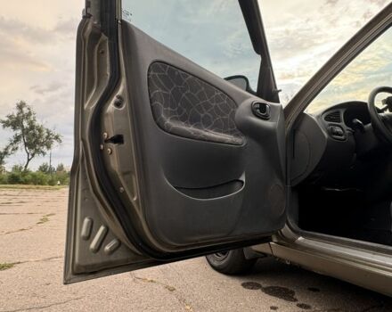 Бежевий Деу Сенс, об'ємом двигуна 1.5 л та пробігом 214 тис. км за 2450 $, фото 15 на Automoto.ua