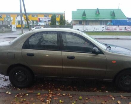 Бежевый Дэу Сенс, объемом двигателя 1.5 л и пробегом 2 тыс. км за 1900 $, фото 2 на Automoto.ua