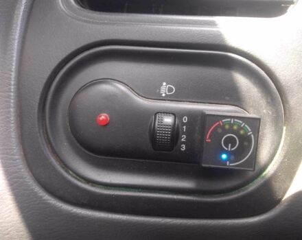 Бежевий Деу Сенс, об'ємом двигуна 1.5 л та пробігом 250 тис. км за 2800 $, фото 10 на Automoto.ua