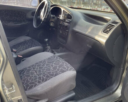 Деу Сенс 2003 у Вінниці на Automoto.ua Бежевий Деу Сенс, об'ємом двигуна 1.3 л та пробігом 250 тис. км за 1499 $, фото 5 на Automoto.ua