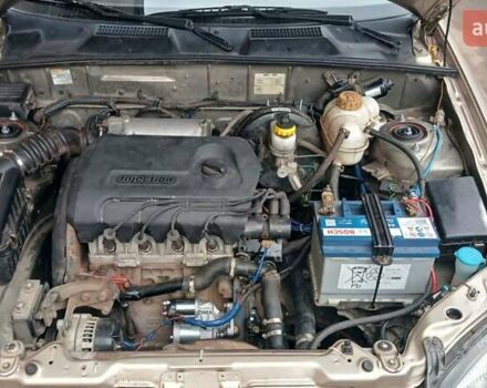 Деу Сенс 2003 у Одесі на Automoto.ua Бежевий Деу Сенс, об'ємом двигуна 1.3 л та пробігом 222 тис. км за 2200 $, фото 1 на Automoto.ua