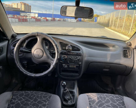 Деу Сенс 2003 у Вінниці на Automoto.ua Бежевий Деу Сенс, об'ємом двигуна 1.3 л та пробігом 250 тис. км за 1499 $, фото 10 на Automoto.ua