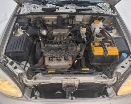 Бежевый Дэу Сенс, объемом двигателя 1 л и пробегом 180 тыс. км за 2500 $, фото 7 на Automoto.ua