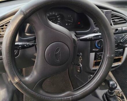 Бежевий Деу Сенс, об'ємом двигуна 1.3 л та пробігом 180 тис. км за 2000 $, фото 4 на Automoto.ua