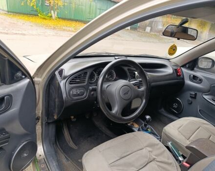 Бежевый Дэу Сенс, объемом двигателя 1.5 л и пробегом 232 тыс. км за 2300 $, фото 5 на Automoto.ua