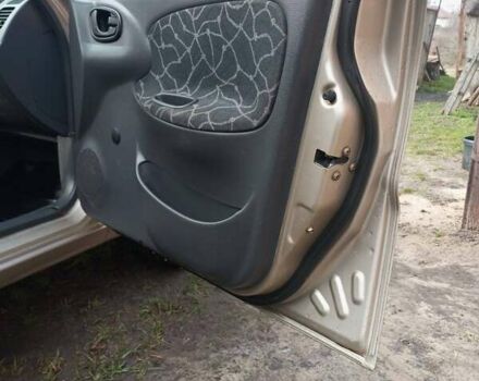 Бежевий Деу Сенс, об'ємом двигуна 1.3 л та пробігом 250 тис. км за 1800 $, фото 4 на Automoto.ua