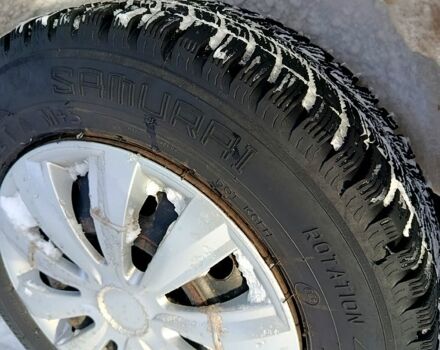 Бежевий Деу Сенс, об'ємом двигуна 1.3 л та пробігом 350 тис. км за 1800 $, фото 5 на Automoto.ua