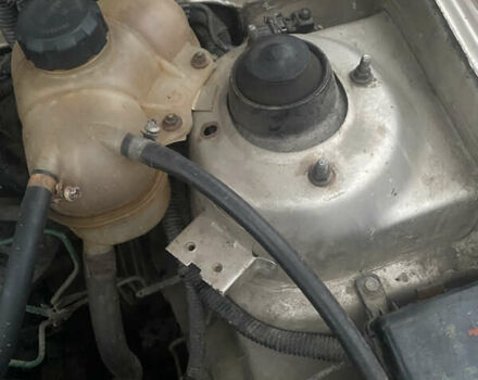 Бежевый Дэу Сенс, объемом двигателя 0 л и пробегом 350 тыс. км за 1250 $, фото 6 на Automoto.ua