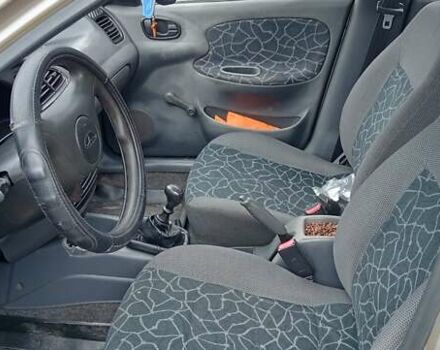 Бежевый Дэу Сенс, объемом двигателя 1.3 л и пробегом 170 тыс. км за 1750 $, фото 9 на Automoto.ua