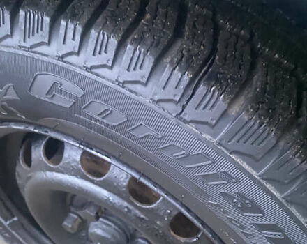 Бежевый Дэу Сенс, объемом двигателя 0 л и пробегом 350 тыс. км за 1250 $, фото 1 на Automoto.ua