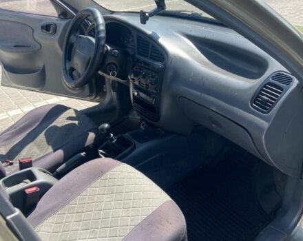 Бежевый Дэу Сенс, объемом двигателя 1.6 л и пробегом 220 тыс. км за 2300 $, фото 5 на Automoto.ua