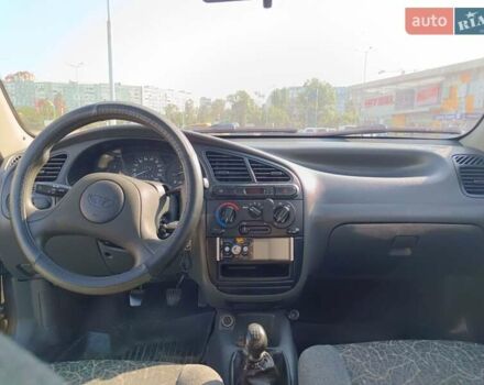 Бежевий Деу Сенс, об'ємом двигуна 1.3 л та пробігом 147 тис. км за 2000 $, фото 1 на Automoto.ua