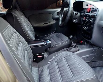 Бежевый Дэу Сенс, объемом двигателя 1.3 л и пробегом 230 тыс. км за 2600 $, фото 2 на Automoto.ua