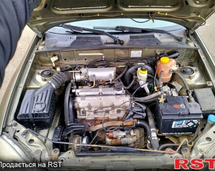 Бежевий Деу Сенс, об'ємом двигуна 1.3 л та пробігом 200 тис. км за 1650 $, фото 9 на Automoto.ua