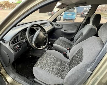 Бежевый Дэу Сенс, объемом двигателя 1.6 л и пробегом 225 тыс. км за 2499 $, фото 10 на Automoto.ua