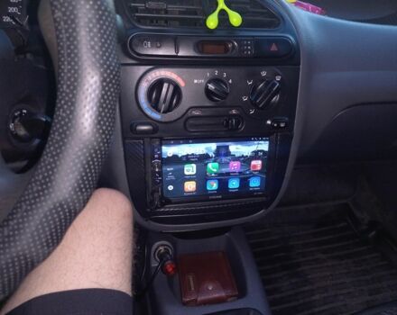 Бежевый Дэу Сенс, объемом двигателя 1.5 л и пробегом 240 тыс. км за 2400 $, фото 4 на Automoto.ua