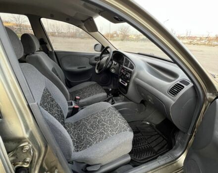 Бежевый Дэу Сенс, объемом двигателя 1.6 л и пробегом 225 тыс. км за 2499 $, фото 13 на Automoto.ua