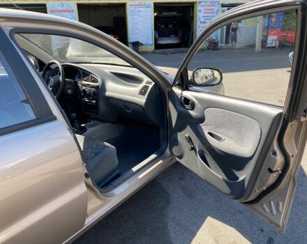 Бежевий Деу Сенс, об'ємом двигуна 1.4 л та пробігом 73 тис. км за 2000 $, фото 6 на Automoto.ua