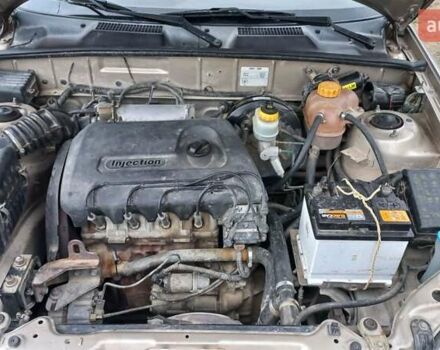 Бежевий Деу Сенс, об'ємом двигуна 1.3 л та пробігом 120 тис. км за 1500 $, фото 5 на Automoto.ua