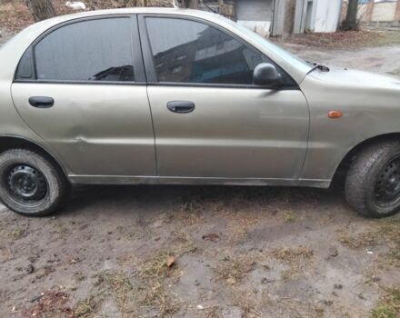Бежевый Дэу Сенс, объемом двигателя 1.4 л и пробегом 250 тыс. км за 1250 $, фото 2 на Automoto.ua