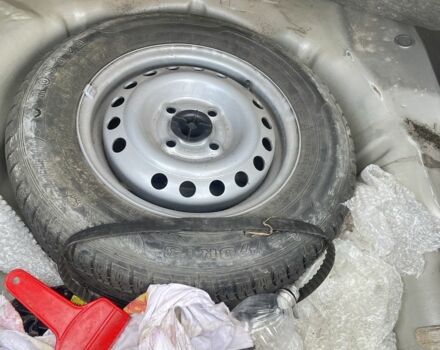 Бежевий Деу Сенс, об'ємом двигуна 1.4 л та пробігом 91 тис. км за 1700 $, фото 6 на Automoto.ua