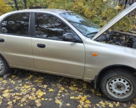 Бежевый Дэу Сенс, объемом двигателя 1.6 л и пробегом 273 тыс. км за 800 $, фото 2 на Automoto.ua