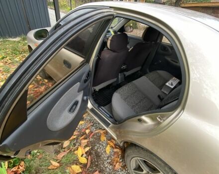 Бежевый Дэу Сенс, объемом двигателя 1.5 л и пробегом 276 тыс. км за 2000 $, фото 4 на Automoto.ua