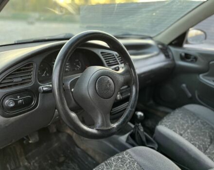 Бежевый Дэу Сенс, объемом двигателя 1.4 л и пробегом 200 тыс. км за 1550 $, фото 9 на Automoto.ua