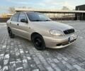Бежевый Дэу Сенс, объемом двигателя 1.4 л и пробегом 200 тыс. км за 1550 $, фото 2 на Automoto.ua