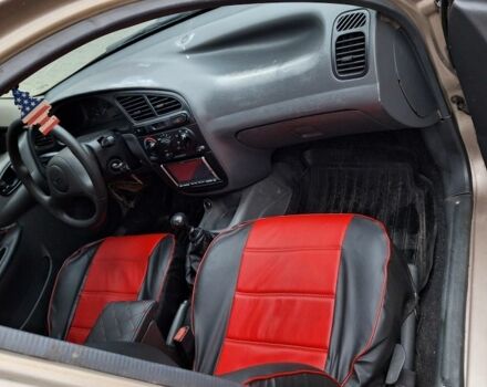 Бежевый Дэу Сенс, объемом двигателя 0 л и пробегом 350 тыс. км за 999 $, фото 5 на Automoto.ua