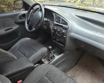 Бежевый Дэу Сенс, объемом двигателя 1.6 л и пробегом 273 тыс. км за 800 $, фото 4 на Automoto.ua