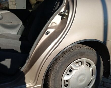 Бежевий Деу Сенс, об'ємом двигуна 1.4 л та пробігом 225 тис. км за 2800 $, фото 9 на Automoto.ua