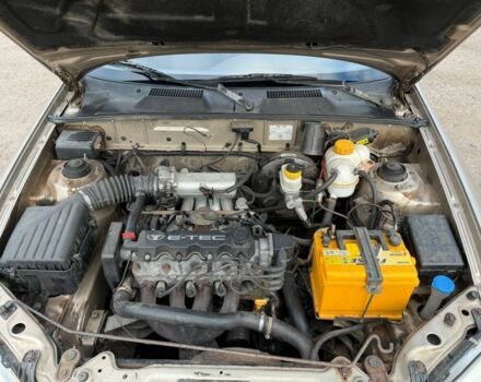 Бежевий Деу Сенс, об'ємом двигуна 1.4 л та пробігом 185 тис. км за 1650 $, фото 6 на Automoto.ua