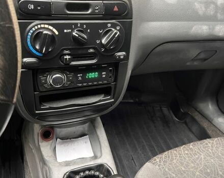 Бежевый Дэу Сенс, объемом двигателя 1.4 л и пробегом 166 тыс. км за 1200 $, фото 1 на Automoto.ua