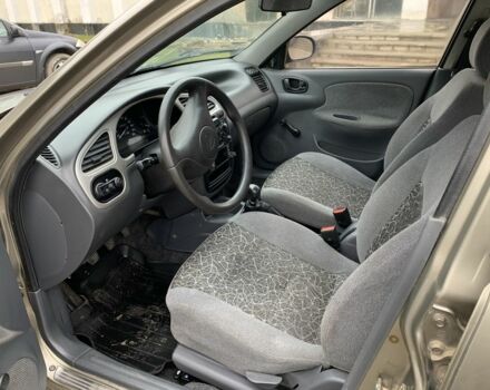 Бежевий Деу Сенс, об'ємом двигуна 1.3 л та пробігом 180 тис. км за 2200 $, фото 7 на Automoto.ua