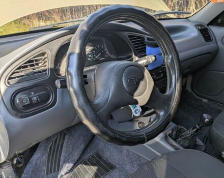 Бежевый Дэу Сенс, объемом двигателя 1.5 л и пробегом 178 тыс. км за 3000 $, фото 5 на Automoto.ua