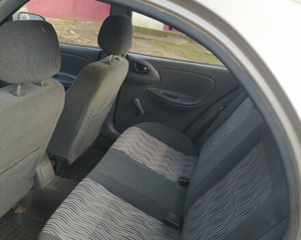 Бежевый Дэу Сенс, объемом двигателя 1.3 л и пробегом 180 тыс. км за 2365 $, фото 2 на Automoto.ua