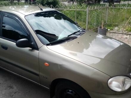 Деу Сенс 2004 у Славутиче на Automoto.ua Бежевий Деу Сенс, об'ємом двигуна 0 л та пробігом 198 тис. км за 1800 $, фото 1 на Automoto.ua