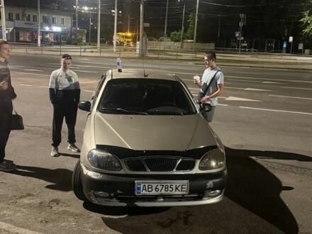 Бежевый Дэу Сенс, объемом двигателя 1.3 л и пробегом 300 тыс. км за 1300 $, фото 1 на Automoto.ua