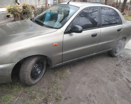 Бежевый Дэу Сенс, объемом двигателя 1.4 л и пробегом 250 тыс. км за 1250 $, фото 1 на Automoto.ua