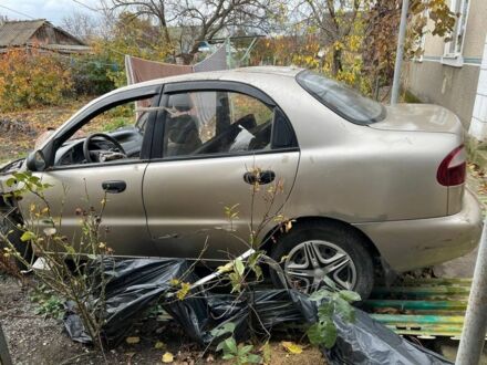 Бежевый Дэу Сенс, объемом двигателя 1.6 л и пробегом 2 тыс. км за 700 $, фото 1 на Automoto.ua