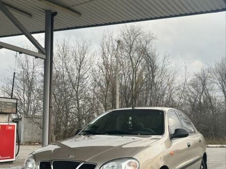 Бежевый Дэу Сенс, объемом двигателя 1.4 л и пробегом 98 тыс. км за 2400 $, фото 1 на Automoto.ua