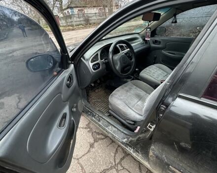 Чорний Деу Сенс, об'ємом двигуна 1.5 л та пробігом 200 тис. км за 568 $, фото 5 на Automoto.ua
