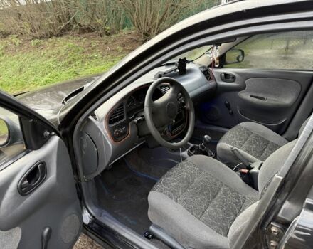 Чорний Деу Сенс, об'ємом двигуна 1.3 л та пробігом 216 тис. км за 1500 $, фото 7 на Automoto.ua