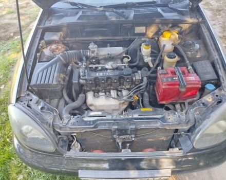 Черный Дэу Сенс, объемом двигателя 1.5 л и пробегом 360 тыс. км за 1653 $, фото 3 на Automoto.ua