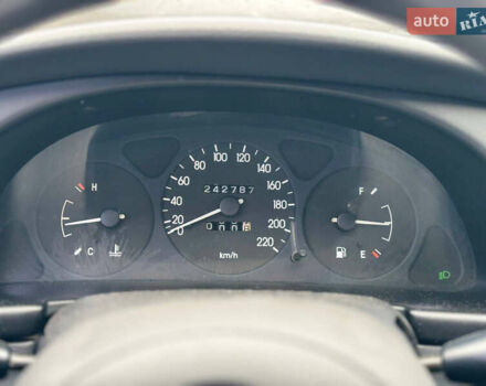 Черный Дэу Сенс, объемом двигателя 1.3 л и пробегом 180 тыс. км за 1900 $, фото 6 на Automoto.ua