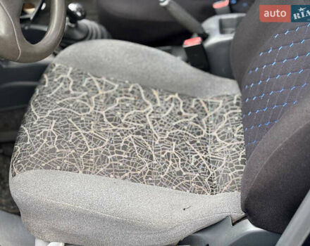 Черный Дэу Сенс, объемом двигателя 1.3 л и пробегом 180 тыс. км за 1900 $, фото 5 на Automoto.ua